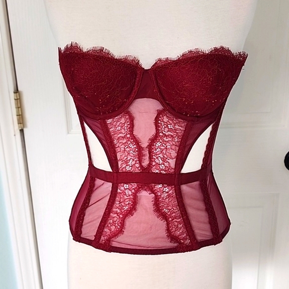 Maroon Victoria's Secret Corsette Top Size 32C - Picture 1 of 5